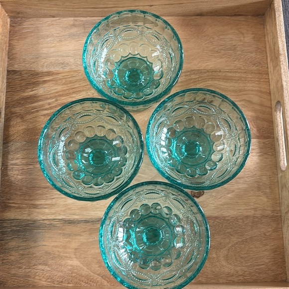 Set of 4 glass bowls - Picture 3 of 3